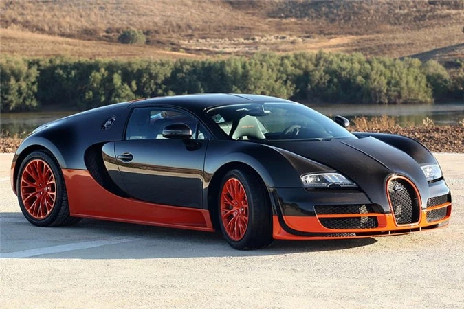 5. Bugatti Veyron 16.4 Super Sport 2010 (vận tốc tối đa: 431 km/h).