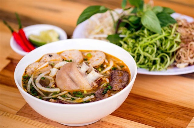 Công thức nấu bún bò Huế ngon tuyệt cú mèo