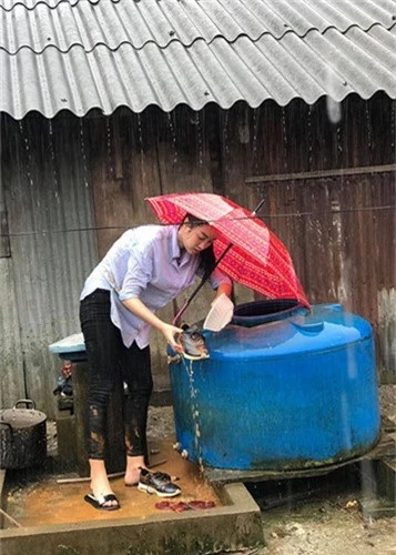 Ai la nguoi Tran Tieu Vy muon bat chuoc sau dang quang?-Hinh-6