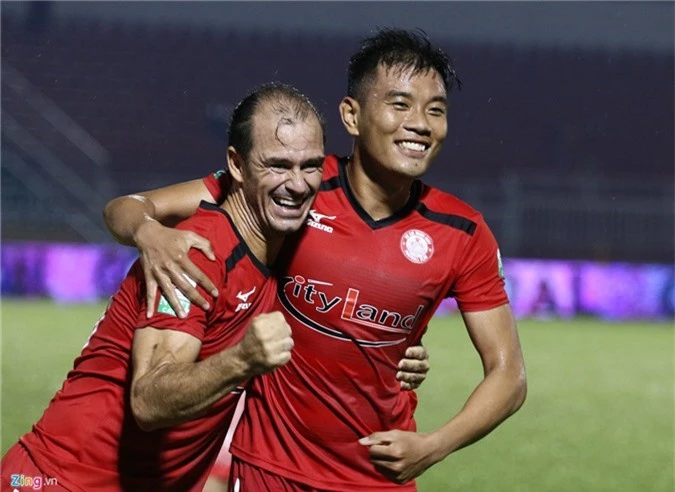 Dong doi cu cua Eden Hazard khong thich nghi duoc V.League hinh anh 1