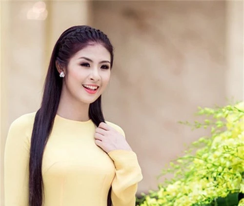 Dau chi Tieu Vy, loat hoa hau nay tung vuong thi phi sau dang quang-Hinh-8