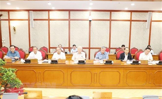 Bộ Chính trị họp cho ý kiến về các đề án chuẩn bị trình Hội nghị TW 8