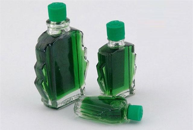 Tác hại đáng sợ của việc dùng dầu gió sai cách