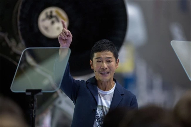 Những điều ít biết về tỷ phú Nhật sắp du lịch mặt trăng cùng SpaceX - Ảnh 9.