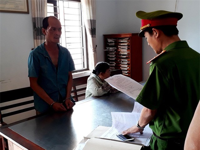 Khởi tố đối tượng nghi “ngáo đá” đâm cụ bà hàng xóm trọng thương