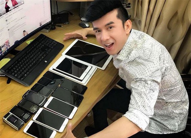 Đây là những sao Việt đầu tiên sở hữu siêu phẩm Iphone XS với giá cao kỷ lục