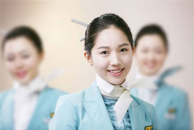 Ngắm những nữ tiếp viên Hàn xinh như tiên trong đồng phục tuyệt đẹp