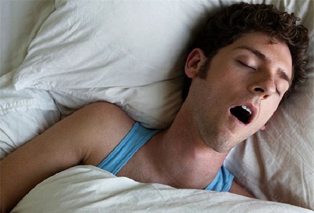 3 tác hại của việc ngủ thiếu giấc và “ngủ nướng”