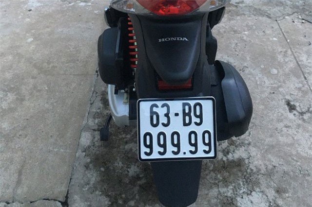 Xe SH mode cũ bán được nửa tỷ đồng nhờ... biển số “đẹp nhất tỉnh”
