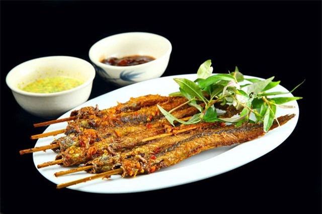 Sản vật rừng U Minh: Có tôm hung dữ, ba khía nấu cả con