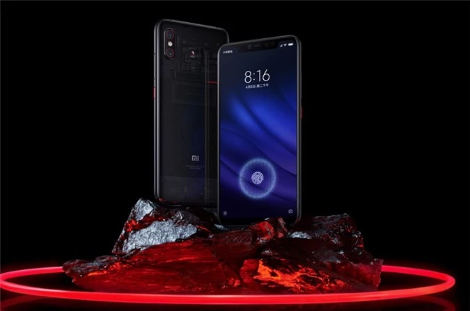 Viên pin của Xiaomi Mi 8 Pro chỉ có dung lượng khiêm tốn 3.000 mAh nhưng bù lại, nó được tích hợp công nghệ sạc nhanh Quick Charge 4.0 Plus.