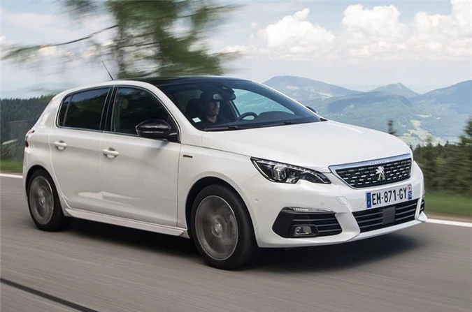 10. Peugeot 308 2018.