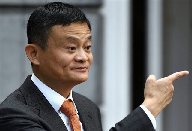 Jack Ma: “Nếu 35 tuổi mà vẫn nghèo, anh đáng bị như thế”