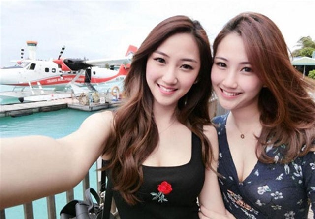 Phi công MH-370 từng đeo bám 2 người mẫu trên mạng xã hội