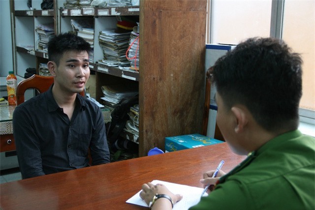 Hai thanh niên chém gục người khác rồi bỏ về phòng trọ ngủ