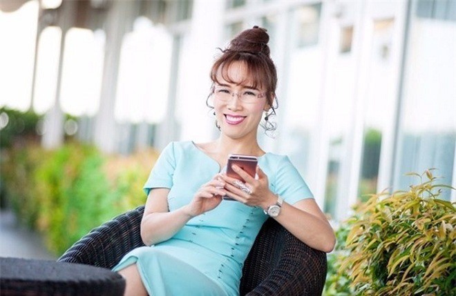 N&#x1EEF; &#x111;&#x1EA1;i gia s&#x1EDF; h&#x1EEF;u 3 t&#x1EF7; USD v&#x1EEB;a &#x201C;ki&#x1EBF;m &#x111;&#x1EAD;m&#x201D; g&#x1EA7;n 400 t&#x1EF7; &#x111;&#x1ED3;ng