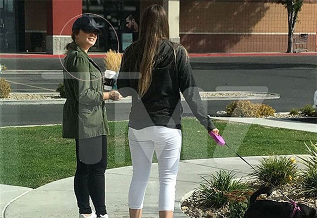 Demi Lovato lần đầu xuất hiện sau 2 tháng sốc ma túy