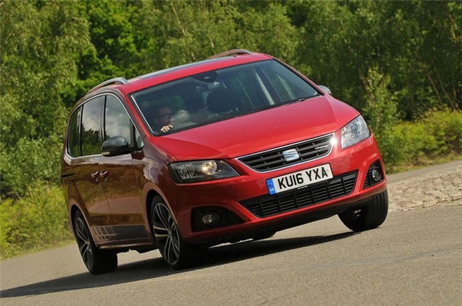 5. Seat Alhambra.