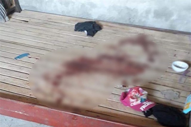 Công an tạm giữ người bố điều tra nghi án cứa cổ con gái đến chết