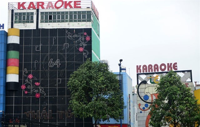 TP.HCM ‘than khó’ về việc cấp phép kinh doanh karaoke, massage