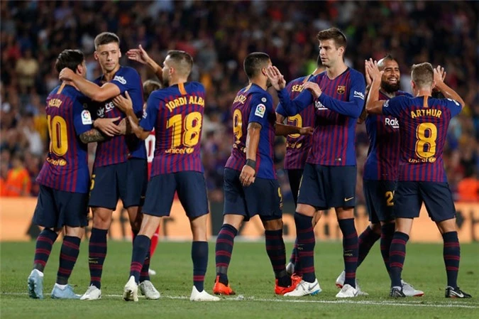 Barca không thể đánh bại Girona.