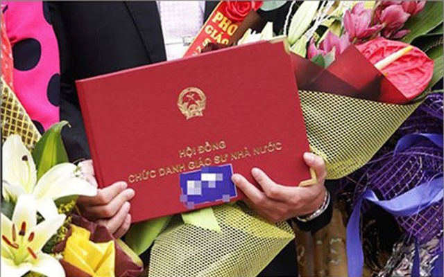 Lùi thời gian xét công nhận chức danh giáo sư, phó giáo sư