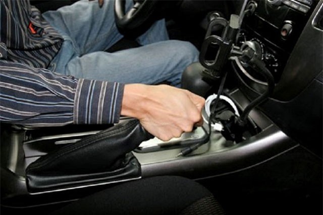 Những thói quen vô tình gây hại cho hệ thống phanh ôtô