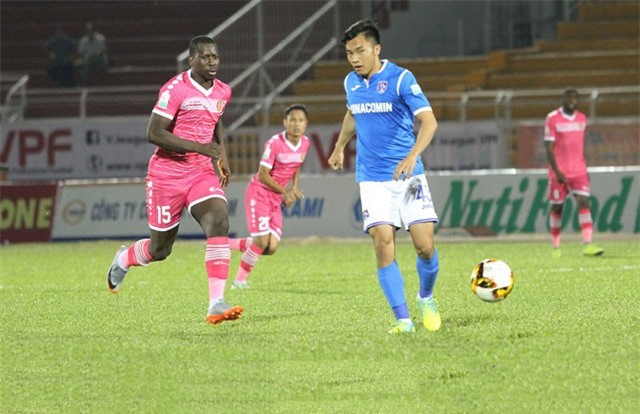 Ba vòng cuối V-League 2018: Cơ hội dự AFF Cup cho những người hùng thầm lặng