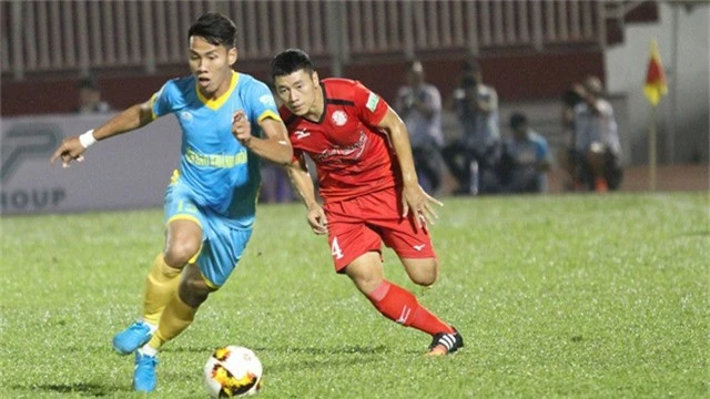 Quốc Chí (Khánh Hoà) luôn chơi rất hay tại V-League nhưng chưa có duyên với đội tuyển quốc gia (ảnh: Trọng Vũ)