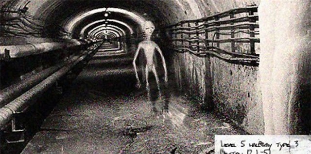 Đặc nhiệm Mỹ đụng độ người ngoài hành tinh trong lòng đất?