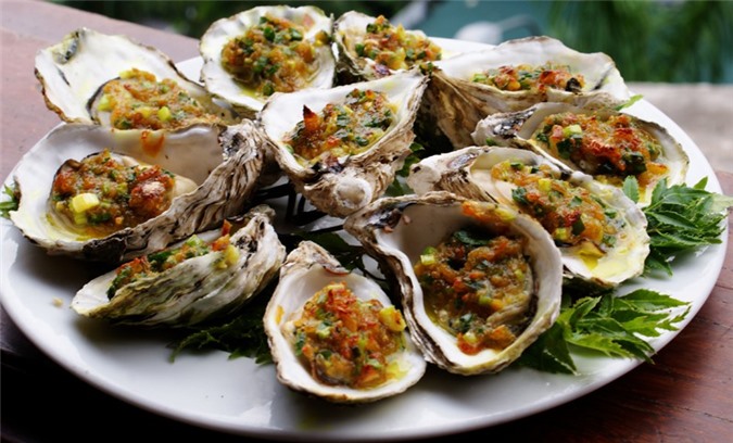 Có nên ăn hàu sống?