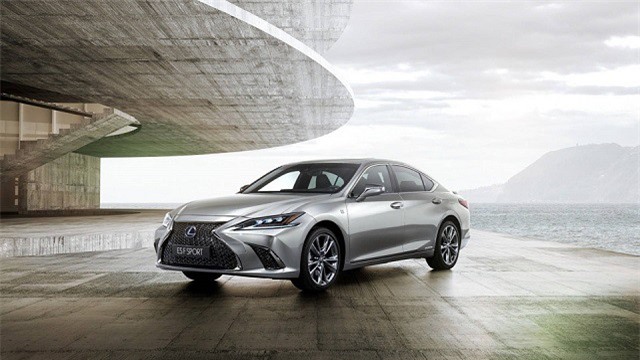 Ảnh chi tiết Lexus ES 2019, giá từ 46.000 USD