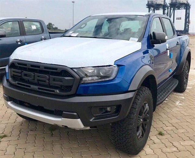 Ford Ranger Raptor cập cảng Sài Gòn, chuẩn bị ra mắt vào tháng 10
