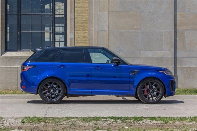 1. Range Rover Sport SVR 2018.