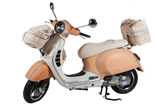 Bản bọc da siêu tinh tế của chiếc xe Vespa dưới bàn tay thợ thủ công Ý