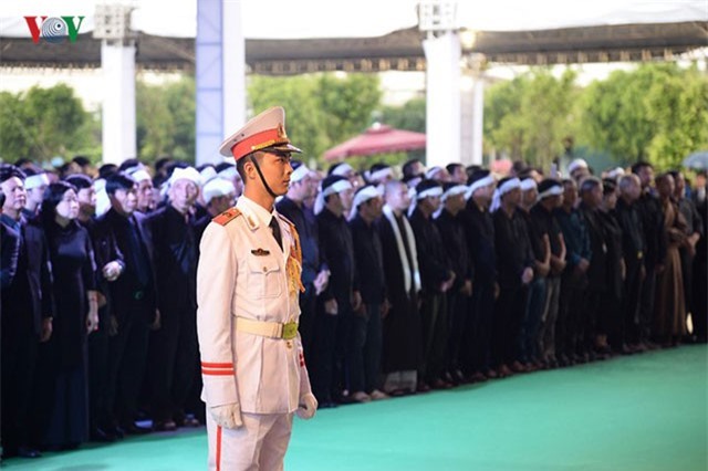 Hình ảnh Lễ truy điệu Chủ tịch nước Trần Đại Quang tại quê nhà Ninh Bình