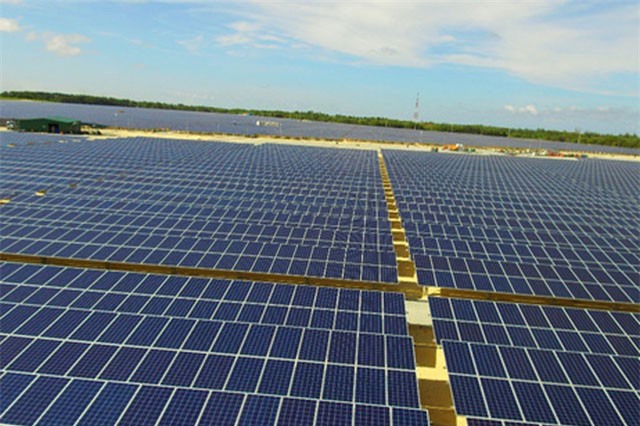 Năng lượng mặt trời và dấu ấn tiên phong