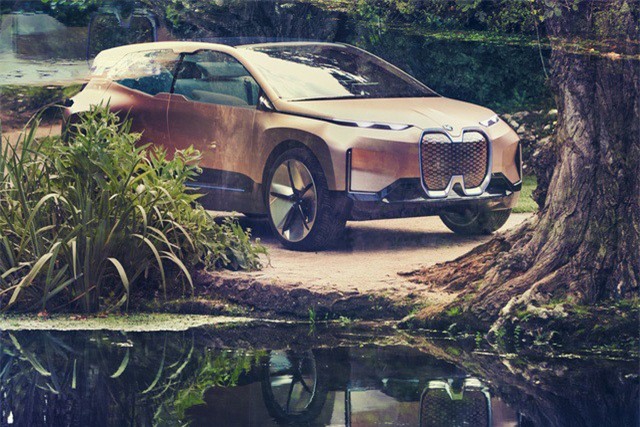 BMW giới thiệu mẫu crossover chạy điện tự lái Vision iNext