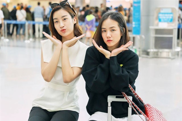 Hoa hậu Đỗ Mỹ Linh đọ mặt mộc với Phương Ly ở sân bay