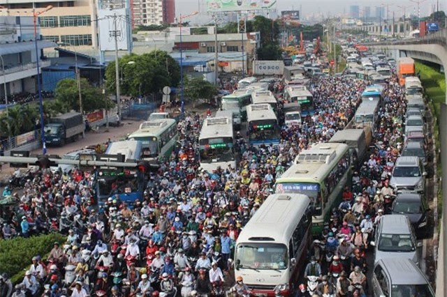 Giải pháp nào để chống ùn tắc cho giao thông Hà Nội?