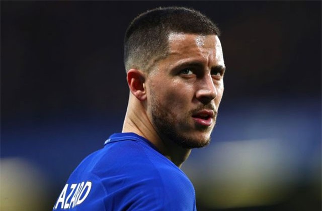 Quá vui sướng với phong độ, Hazard lại lộ thói quen “phản thầy”