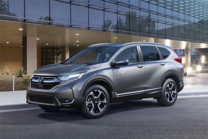 =4. Honda CR-V EX FWD 2018 (mức tiêu hao nhiên liệu: 8,3 lít/100 km).