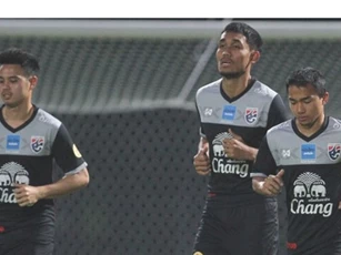 ĐT Thái Lan đón viện binh 'khủng' trước AFF Cup 2018