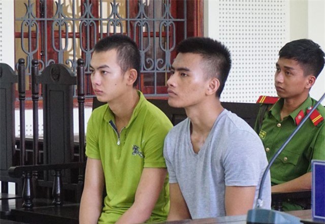 Hai anh em họ nổ mìn phá trụ ATM