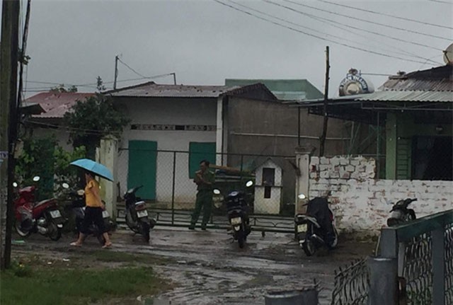 Cháu “ngáo đá” dùng cây đánh bà ngoại 86 tuổi thương nặng