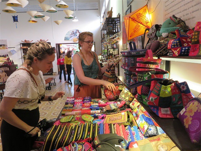 11,6 triệu lượt khách quốc tế đến Việt Nam trong 9 tháng