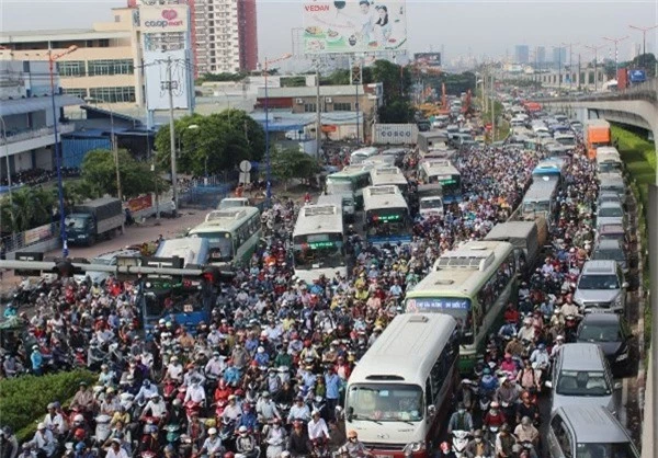 Giải pháp nào để chống ùn tắc cho giao thông Hà Nội?