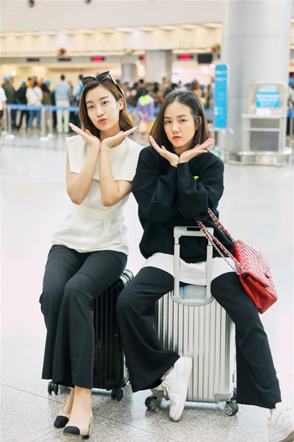 Hoa hậu Đỗ Mỹ Linh đọ mặt mộc với Phương Ly ở sân bay - 7