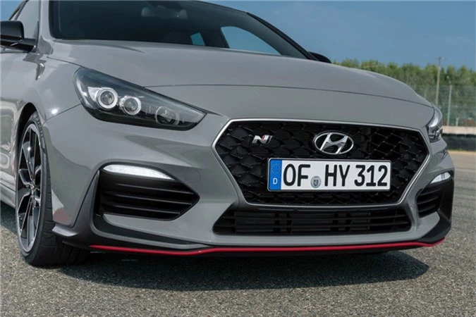 Hyundai i30 Fastback N 2019 - chiec coupe 5 cua dau tien ra mat hinh anh 7