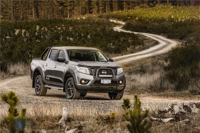 Nissan Navara co them 2 phien ban gioi han hinh anh 7